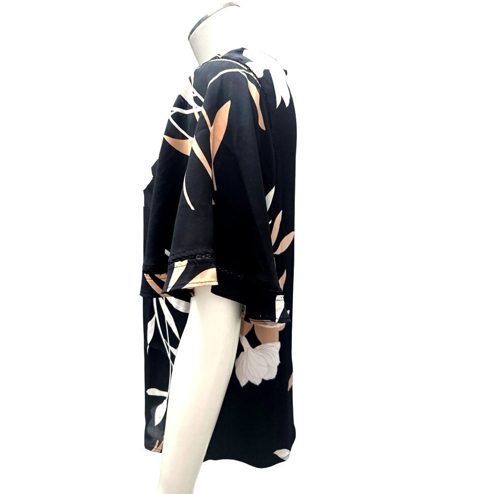 Ann Taylor SP Black Floral Blouse Flutter Sleeves Lightweight Career Top - Picture 5 of 10